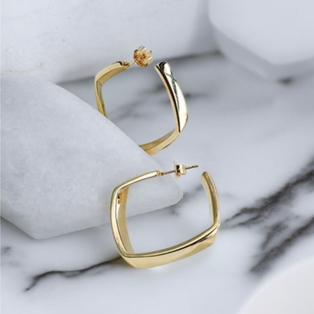 NEW 18K yellow gold plated square classic hoop earrings jewelry B22A - Picture 7 of 8